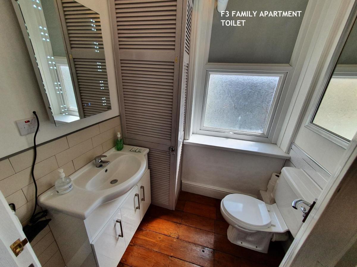 F3 2 Bedroomed Town House - Free Parking - Super 150 Mbps Wifi Near Gavin N Stacey Film House - 1 Free Dog Allowed Barry Esterno foto
