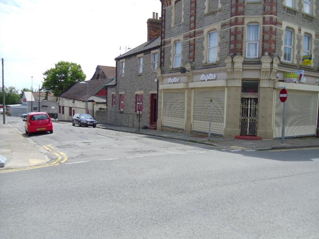 F3 2 Bedroomed Town House - Free Parking - Super 150 Mbps Wifi Near Gavin N Stacey Film House - 1 Free Dog Allowed Barry Esterno foto