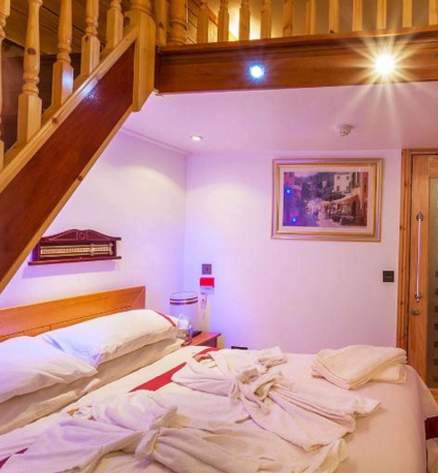F3 2 Bedroomed Town House - Free Parking - Super 150 Mbps Wifi Near Gavin N Stacey Film House - 1 Free Dog Allowed Barry Esterno foto